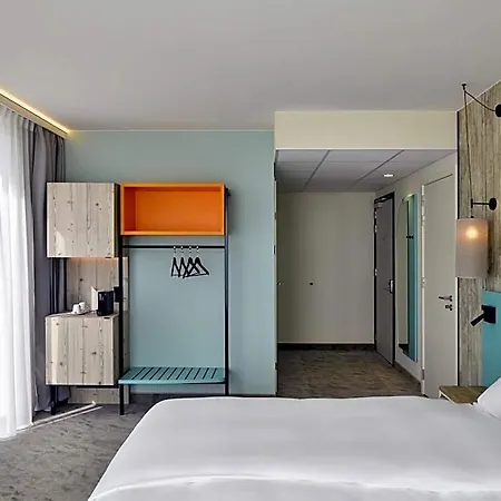 Ibis Styles 3*